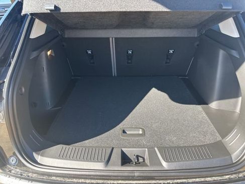 New 2026 Chevrolet Trax ACTIV w/ Sunroof Package FWD image 12