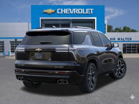 New 2026 Chevrolet Traverse High Country image 5