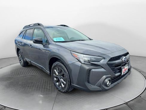 Used 2025 Subaru Outback Onyx Edition AWD/4WD image 7