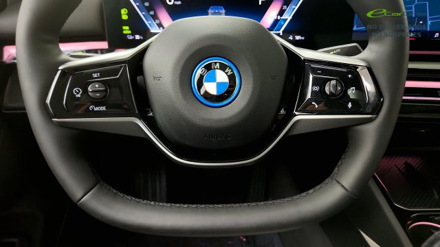 Used 2026 BMW i5 eDrive40 AWD/4WD image 57
