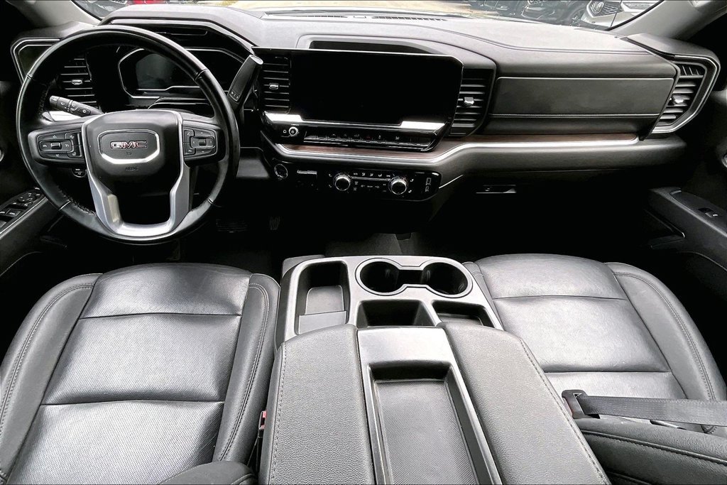 Used 2025 GMC Sierra 1500 SLT AWD/4WD image 18