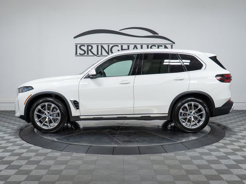 Used 2026 BMW X5 xDrive40i w/ Premium Package image 8