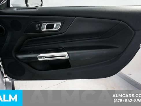 Used 2025 Ford Mustang Premium RWD image 37