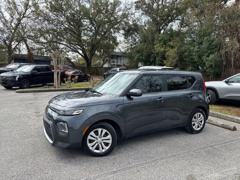 Used 2021 Kia Soul LX FWD image 3