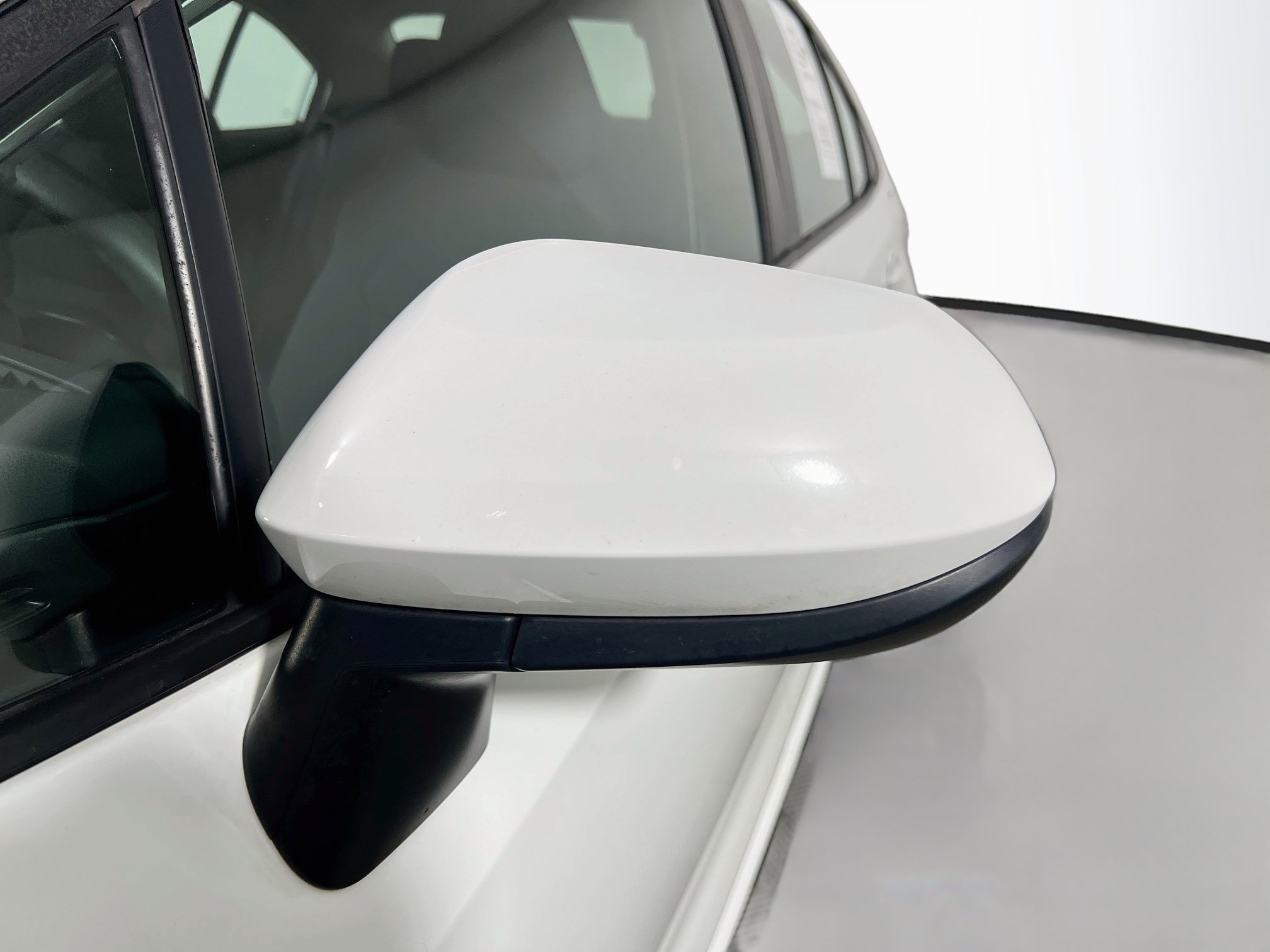 Used 2021 Toyota Corolla LE FWD image 12