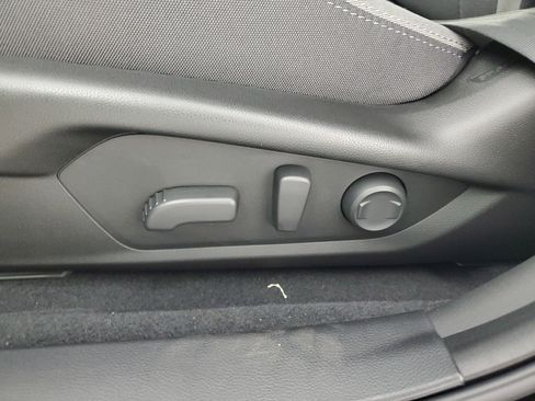 New 2025 Subaru Crosstrek 2.5i Premium image 30