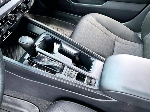 Used 2023 Honda Accord EX image 17