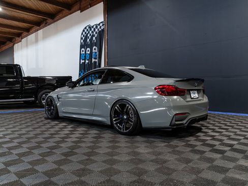 Used 2015 BMW M4 Coupe RWD image 4
