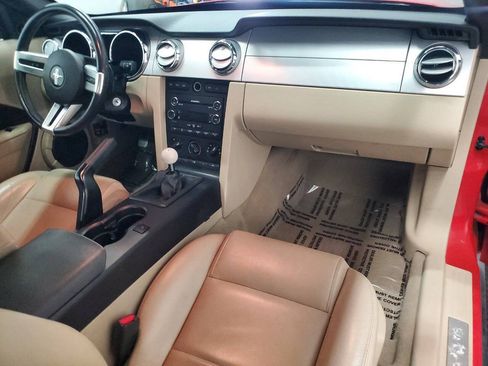 Used 2009 Ford Mustang Premium RWD image 12