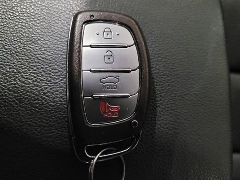 Used 2018 Hyundai Elantra Value Edition w/ Cargo Package FWD image 32
