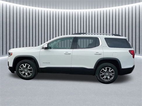 Certified 2023 GMC Acadia SLE w/ Driver Convenience Package image 8