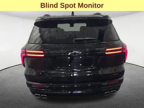 Used 2025 Chevrolet Traverse RS w/ LPO, Floor Liner Package image 7