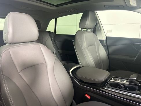 Certified 2025 Audi Q8 Premium Plus w/ Premium Plus Package image 12