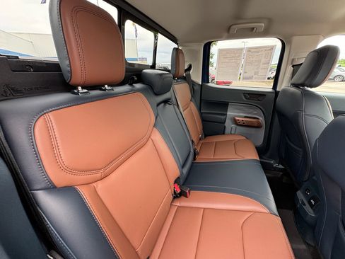 Used 2024 Ford Maverick Lariat AWD/4WD image 18