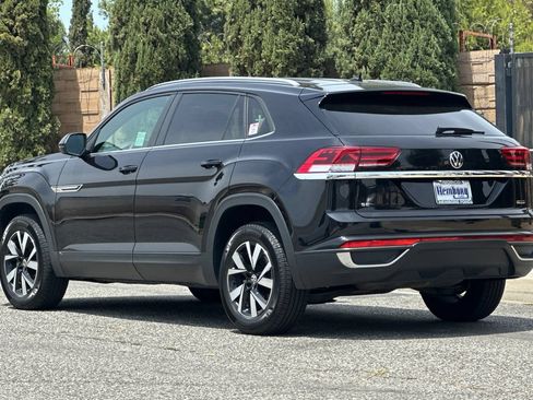 Used 2021 Volkswagen Atlas Cross Sport SE AWD/4WD image 6