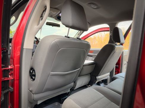 Used 2006 Dodge Ram 1500 Truck SLT image 24