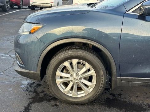 Used 2015 Nissan Rogue SV w/ SV Premium Package image 7