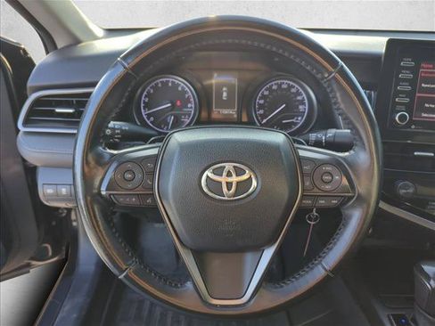 Used 2021 Toyota Camry SE FWD image 14