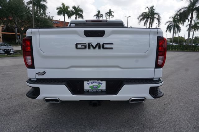 Used 2025 GMC Sierra 1500 Elevation w/ LPO, Elevation Black Package AWD/4WD image 39