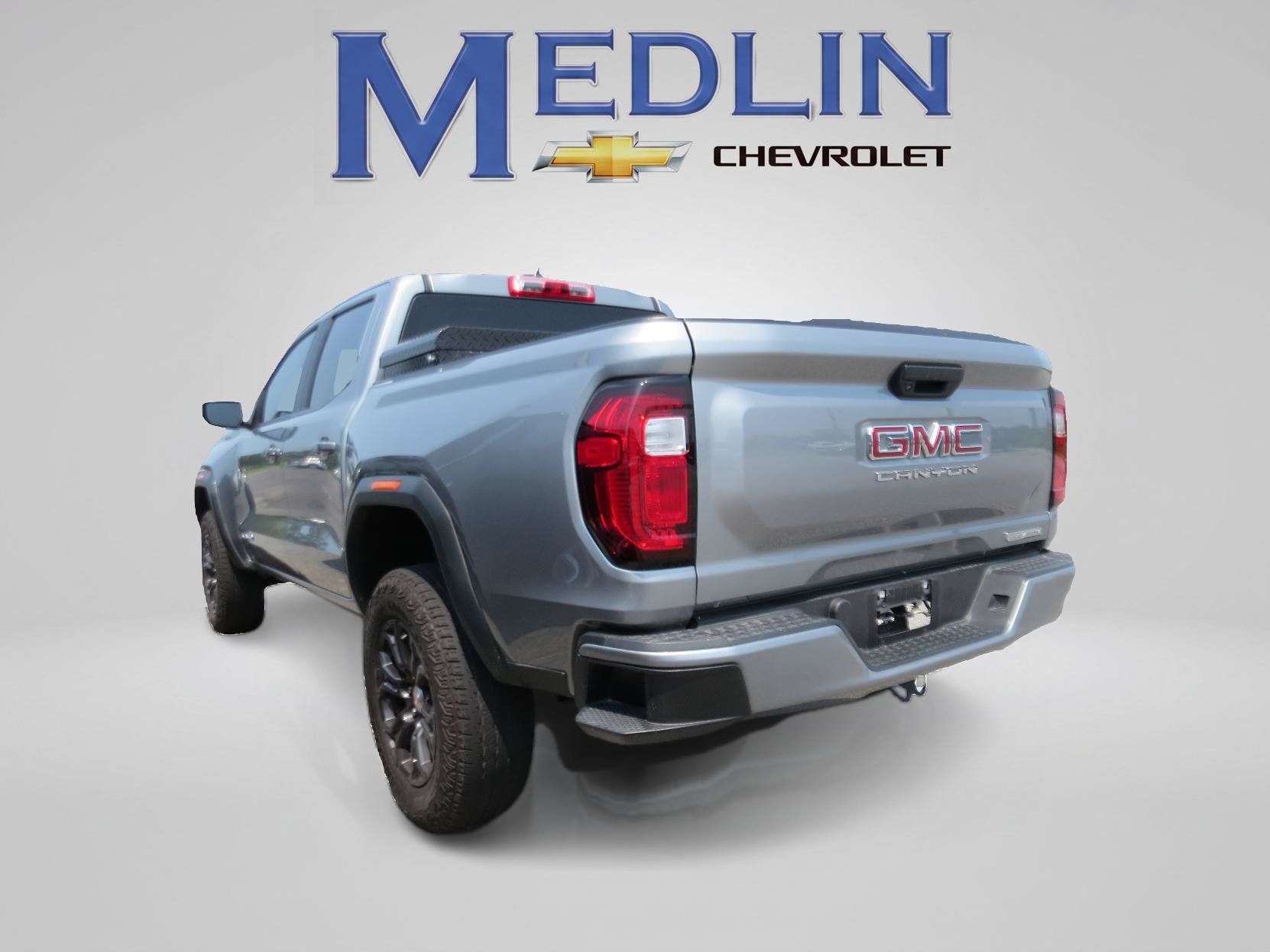 Used 2023 GMC Canyon Elevation RWD image 4