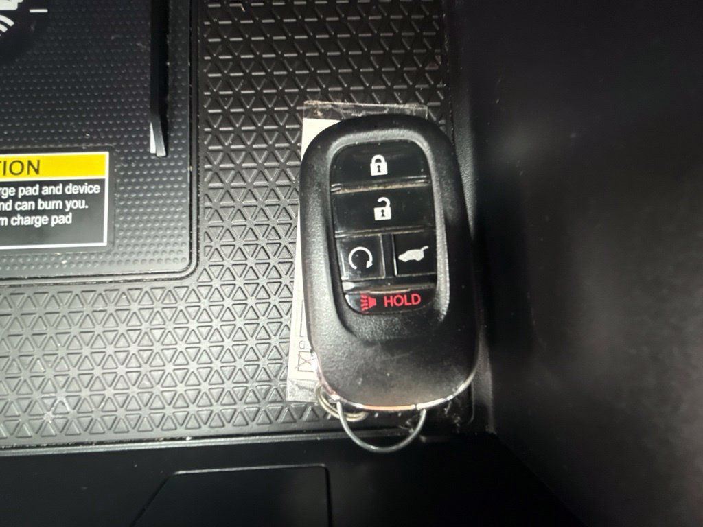 Used 2025 Honda CR-V Sport Touring image 29