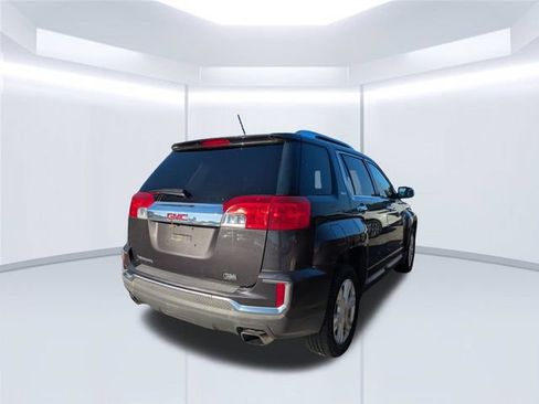 Used 2016 GMC Terrain SLT FWD image 2