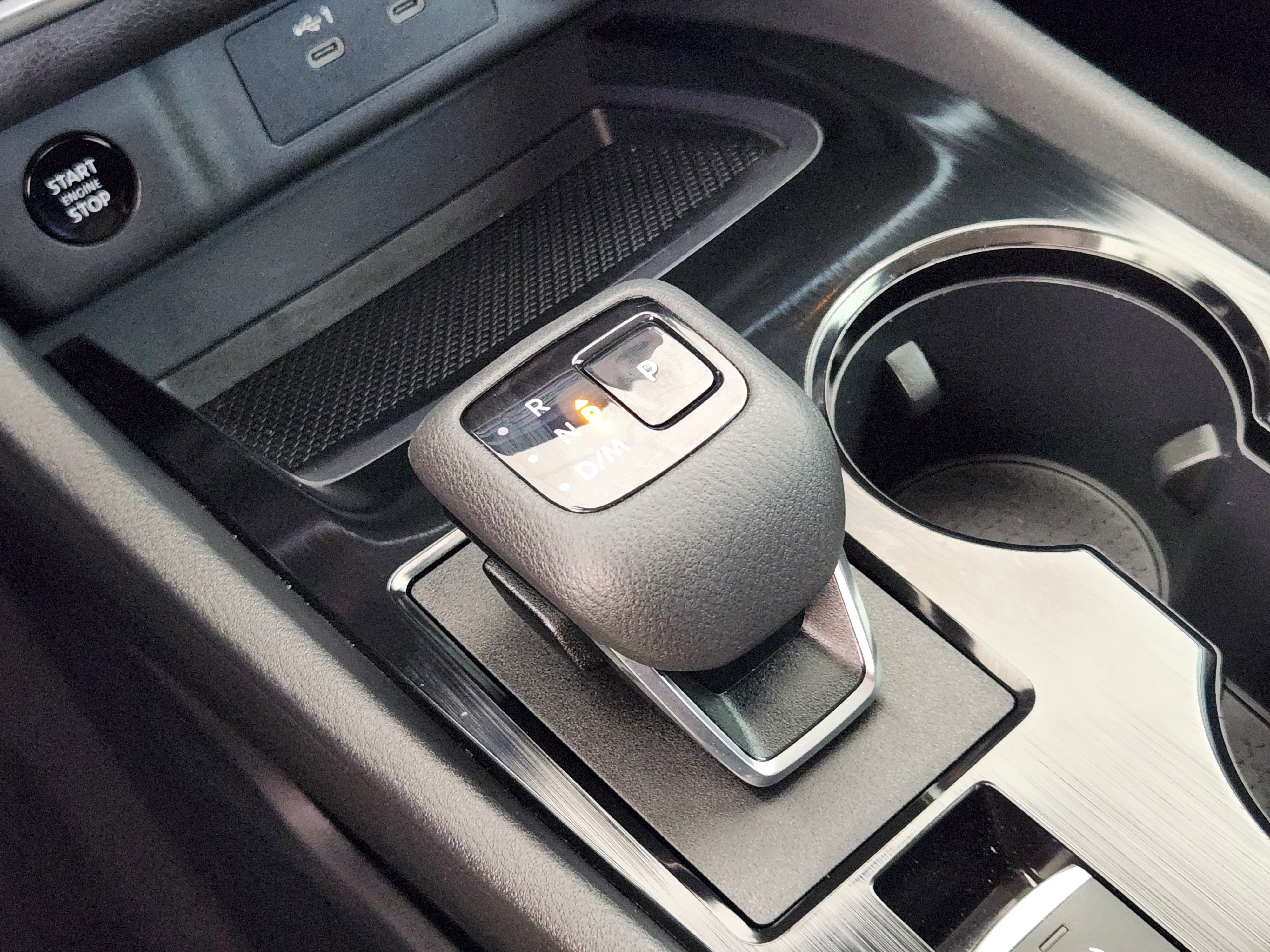 Used 2025 Nissan Rogue SV FWD image 20