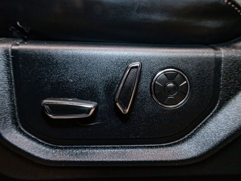 Used 2019 Ford F250 Platinum w/ Platinum Ultimate Package image 22