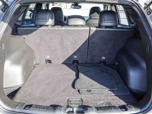 Used 2024 Jeep Compass Limited image 26