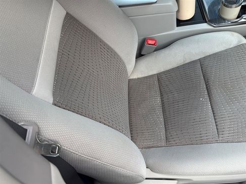 Used 2012 Toyota Camry XLE w/ Convenience Pkg FWD image 7