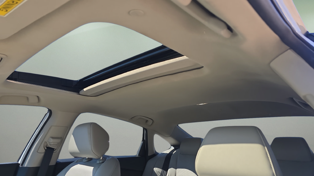 Used 2024 Honda Accord Touring image 15