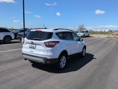 Used 2018 Ford Escape SEL w/ Ford Safe & Smart Package FWD image 7