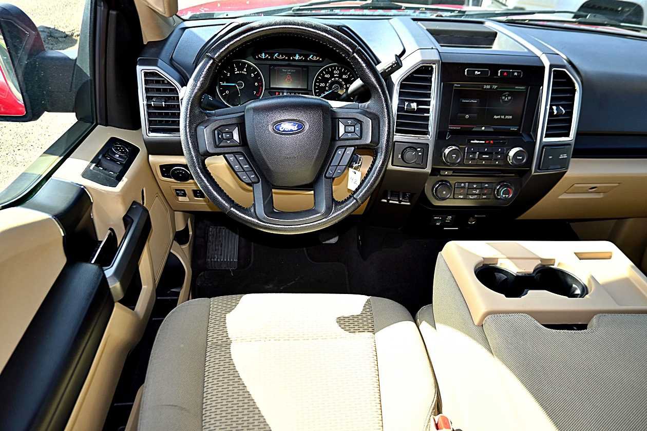 Used 2015 Ford F150 XLT w/ Equipment Group 302A Luxury RWD image 11