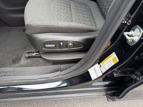 Used 2024 Chevrolet Equinox LT image 13