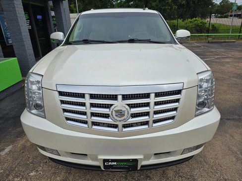 Used 2009 Cadillac Escalade 2WD image 5