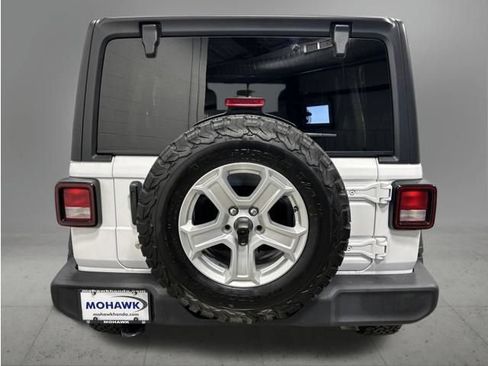 Used 2020 Jeep Wrangler Unlimited Sport S AWD/4WD image 4