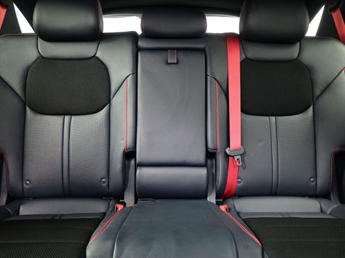 Certified 2022 Genesis GV70 3.5T Sport image 16