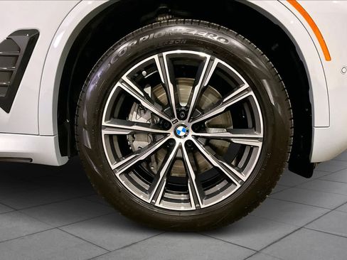 New 2026 BMW X5 xDrive50e w/ M Sport Package AWD/4WD image 17