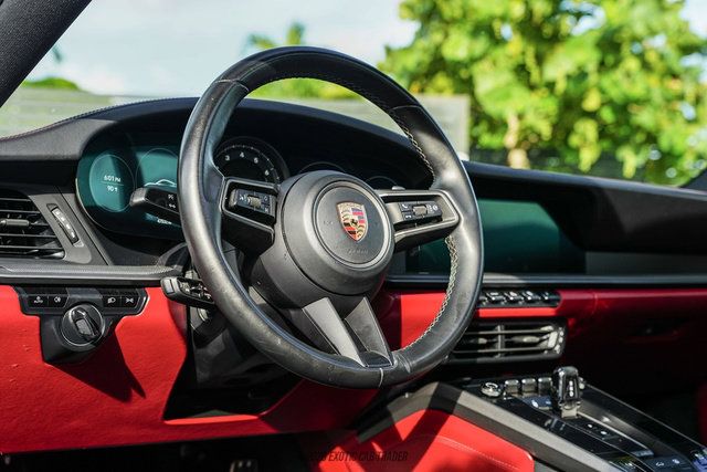 Used 2020 Porsche 911 Carrera RWD image 23