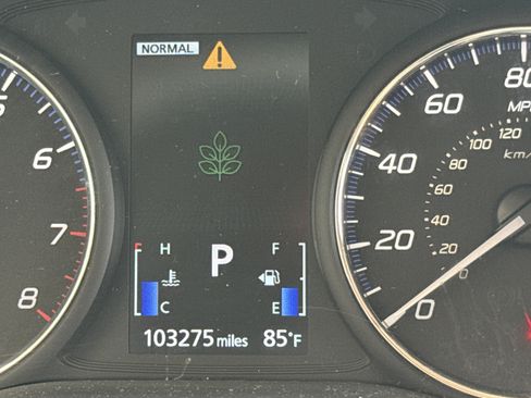 Used 2020 Mitsubishi Outlander ES AWD/4WD image 23