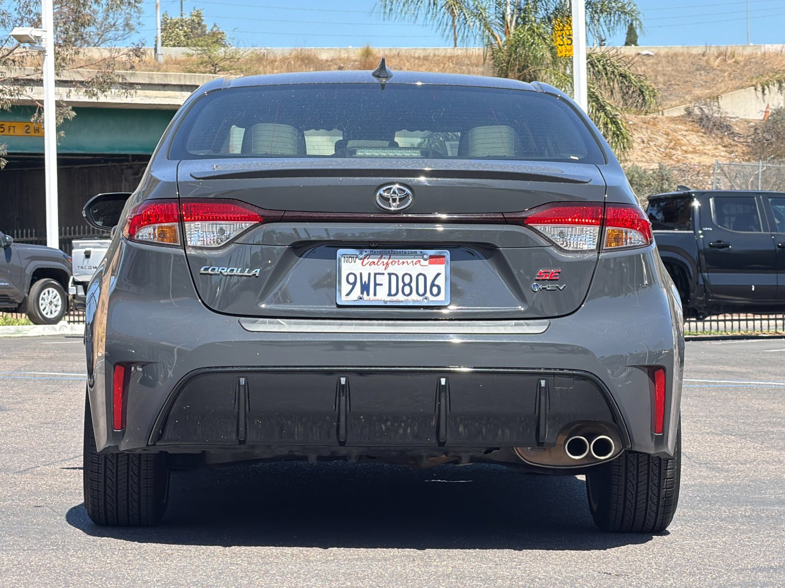 Used 2026 Toyota Corolla SE FWD image 4