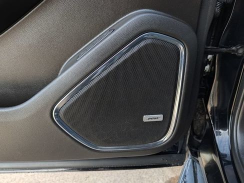 Used 2019 Chevrolet Tahoe Premier AWD/4WD image 25