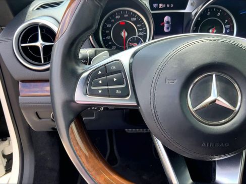 Used 2017 Mercedes-Benz SL 450 image 22