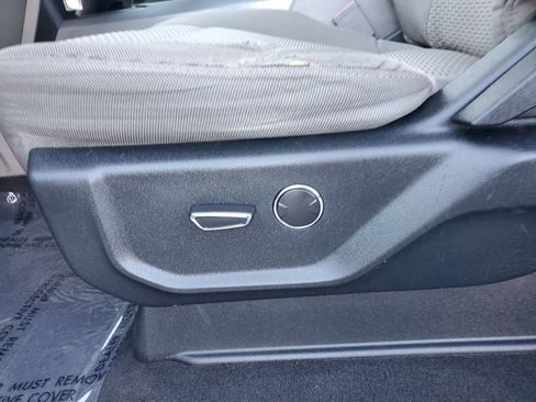 Certified 2019 Ford F250 XLT w/ XLT Premium Package image 16