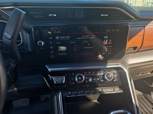 Used 2024 GMC Sierra 2500 Denali Ultimate image 20