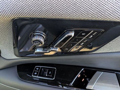 New 2026 Cadillac Optiq Luxury 2 image 30