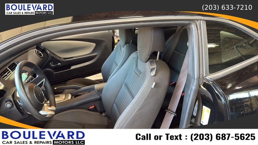 Used 2011 Chevrolet Camaro LS RWD image 23