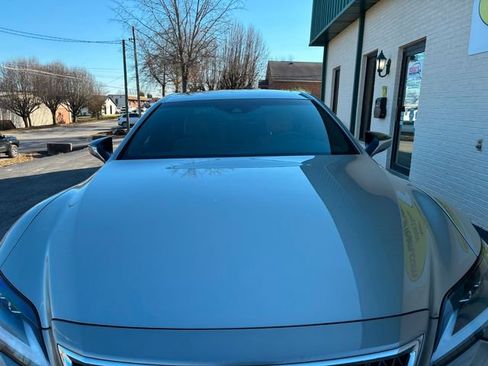 Used 2021 Lexus LS 500 w/ Accessory Package (Z2) image 9