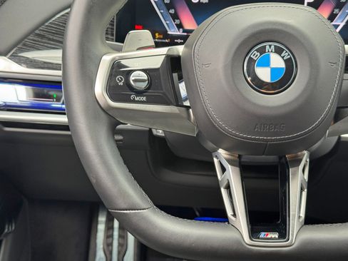 Used 2023 BMW 740i RWD image 25