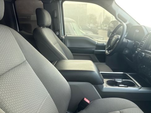 Used 2020 Ford F250 XLT w/ XLT Premium Package image 3